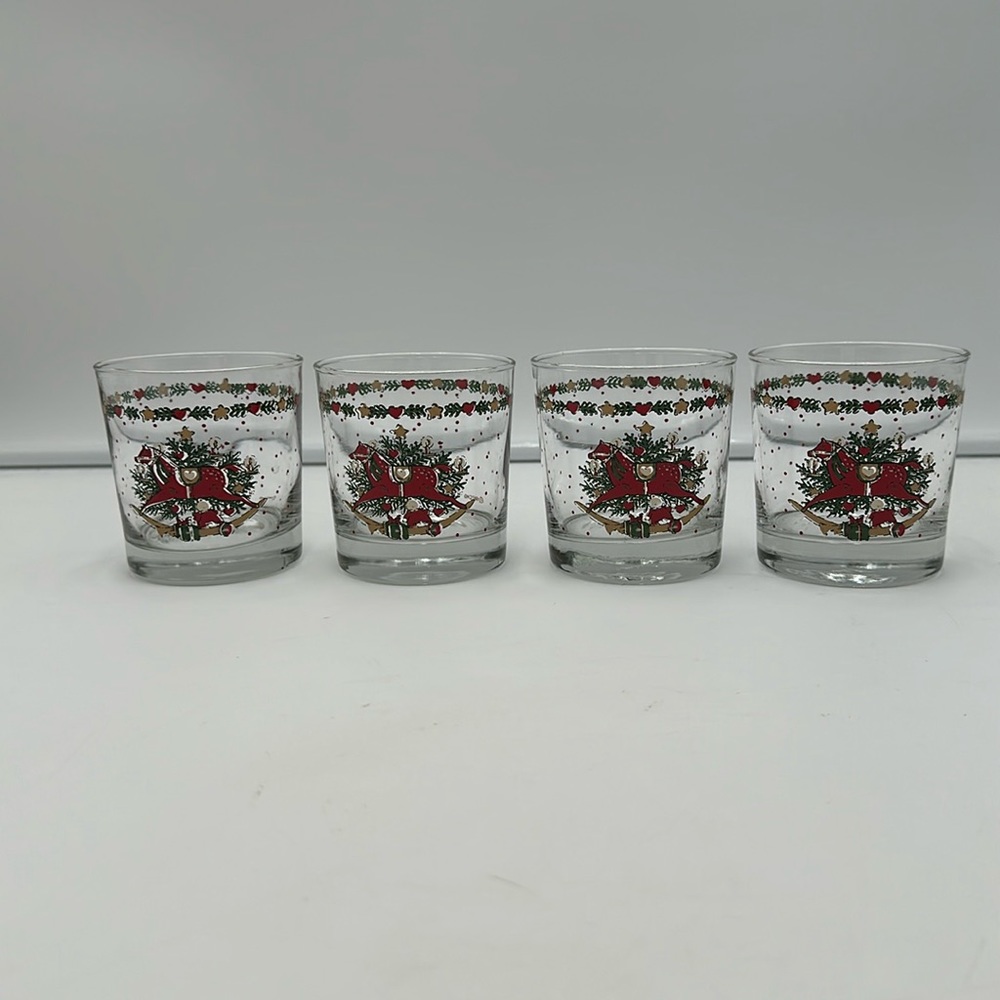 Vintage Christmas Glass 80s Rocking Horse Festive Fun Glasses - set of four